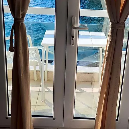 Sunset_apartments Only 15 Meters From The Sea Aparthotel 3*